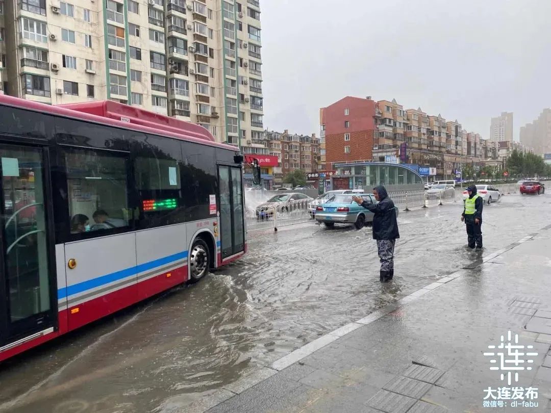 大連大暴雨背后的美景探索，心靈洗滌之旅