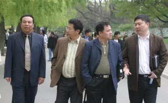 大連棋牌最新躍動版，智慧之海引領(lǐng)成就巔峰之路